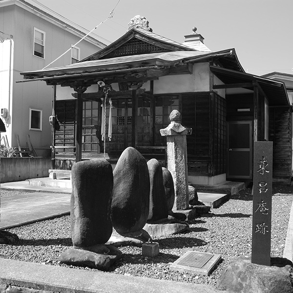 石持観音堂